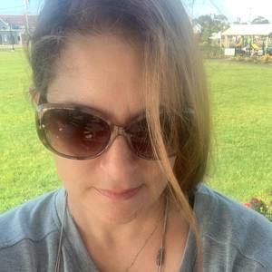 Meet your Posher, Leah